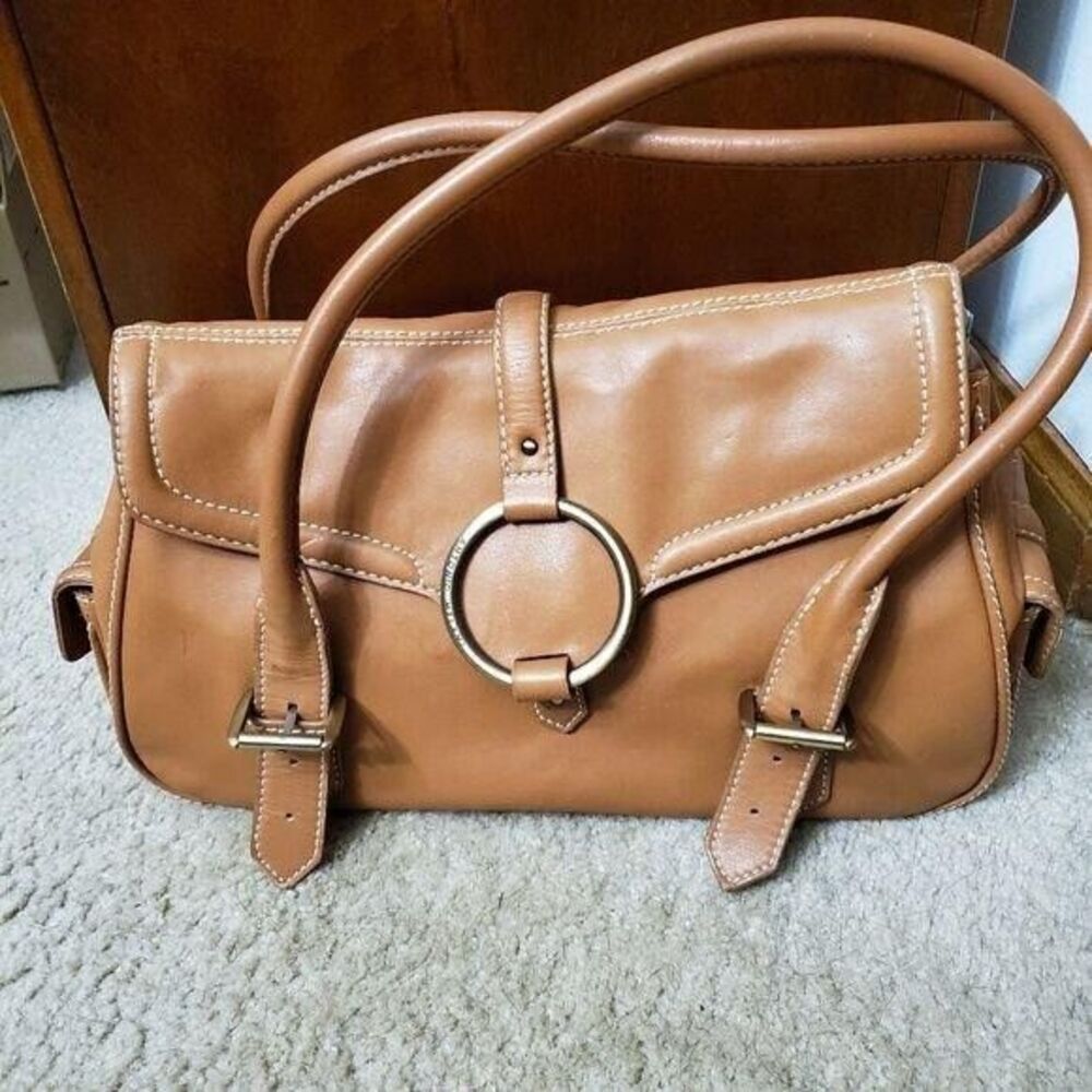 *Sale* Antonio Melani tan leather shoulder bag